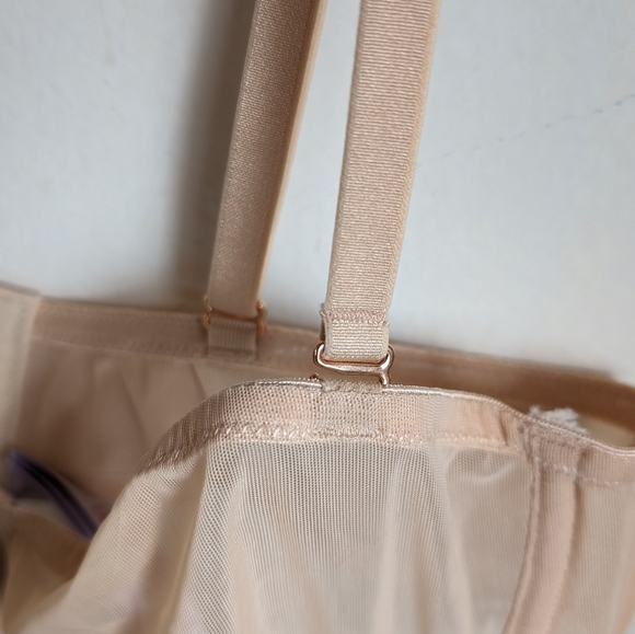 Savage X Fenty Mesh Strapless Bra Honey Nude - Picture 5 of 7